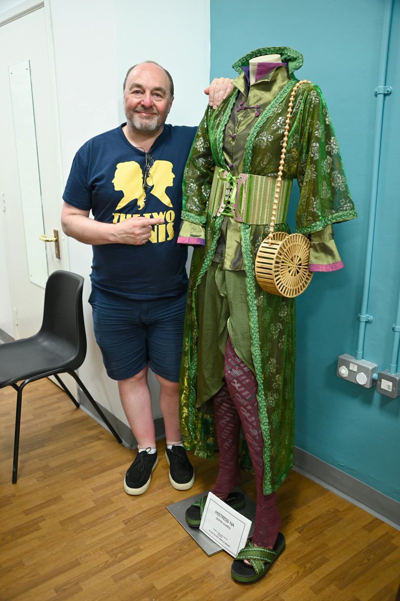 philnewmandsign's tweet image. Today was...ACE!😍😊
What better way to enjoy a Birthday than to spend it with @sophie_aldred and loads of friends @PboroMuseum Adventures in Time and Space #DoctorWho exhibition!!🥰😍😊 (Photos by Alys Hayes)