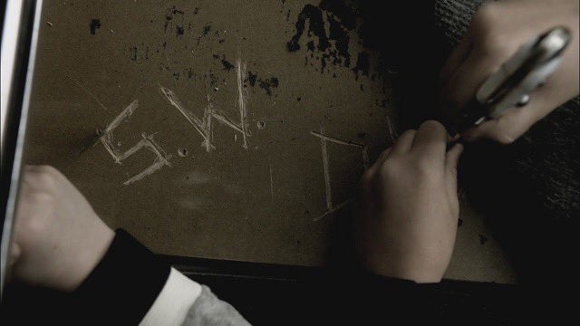 plaxdimpala's tweet image. ik the table is talked abt a lot but I love that they made their mark in the only 2 places they were ever able to call home.