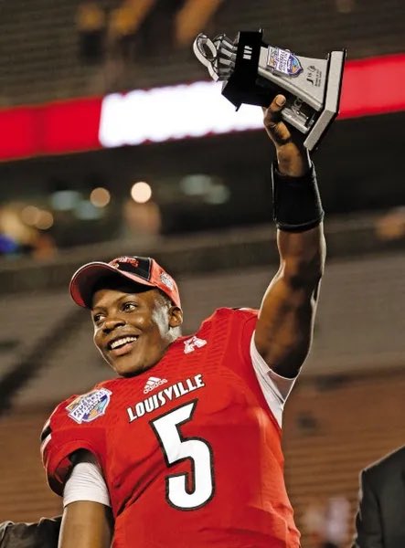 Cards_NECF26's tweet photo. We are happy to announce we have hired Teddy Bridgewater to take over as the head coach of the Cardinals! This UofL alum and former NFL Quarterback is ready to continue what Jeff Brohm started. #GoCards https://t.co/qo7wtPHyFZ