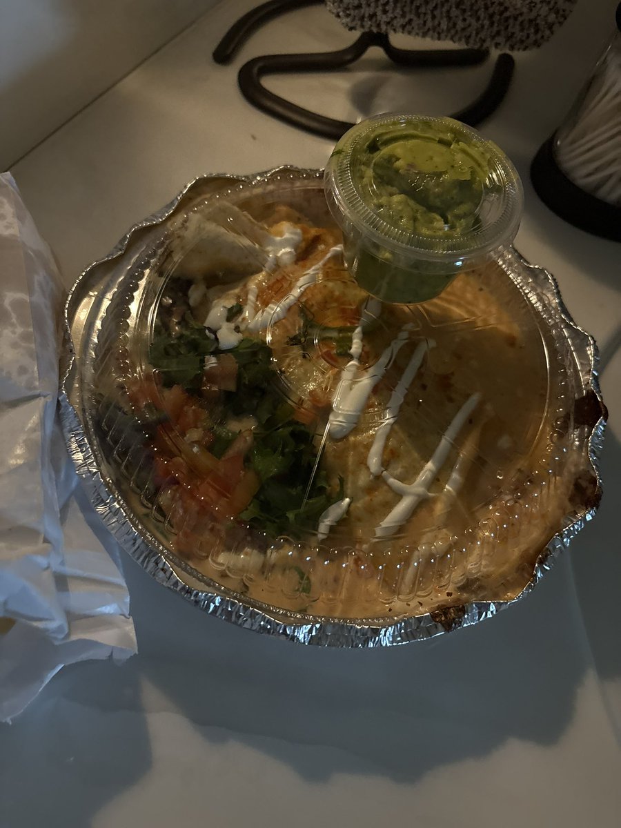 trillianaa's tweet image. a fine latina cooked ts for me