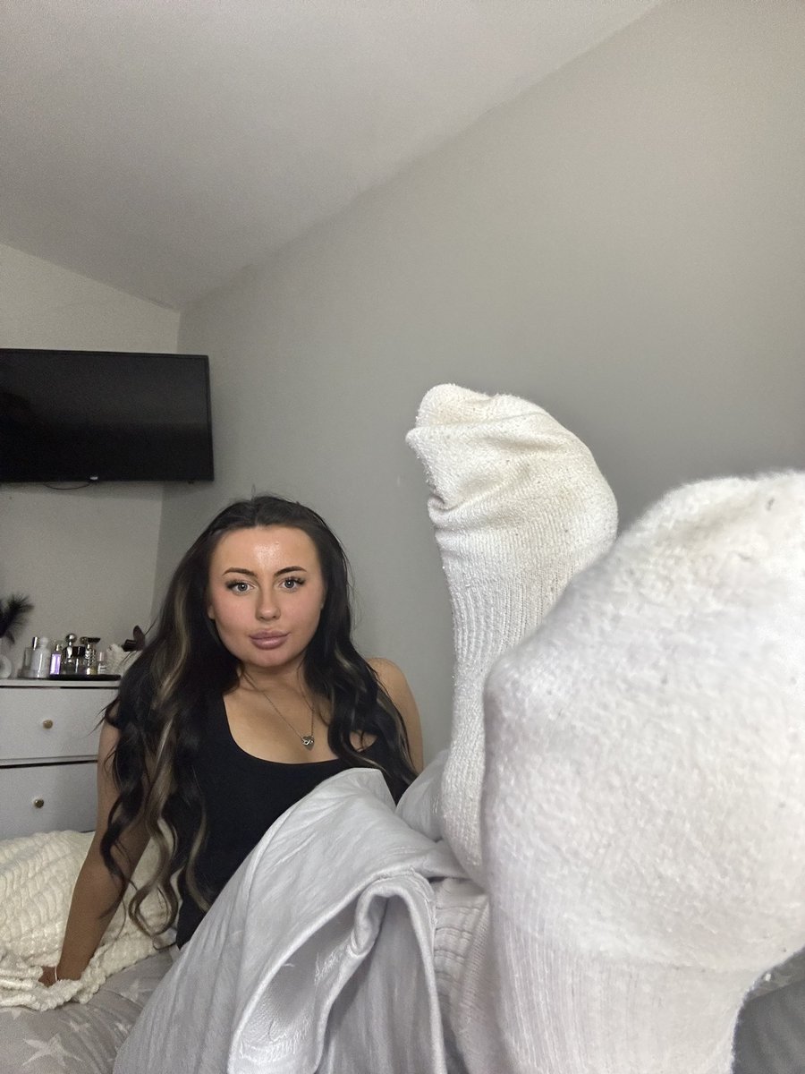 Look into my eyes and sniff my feet