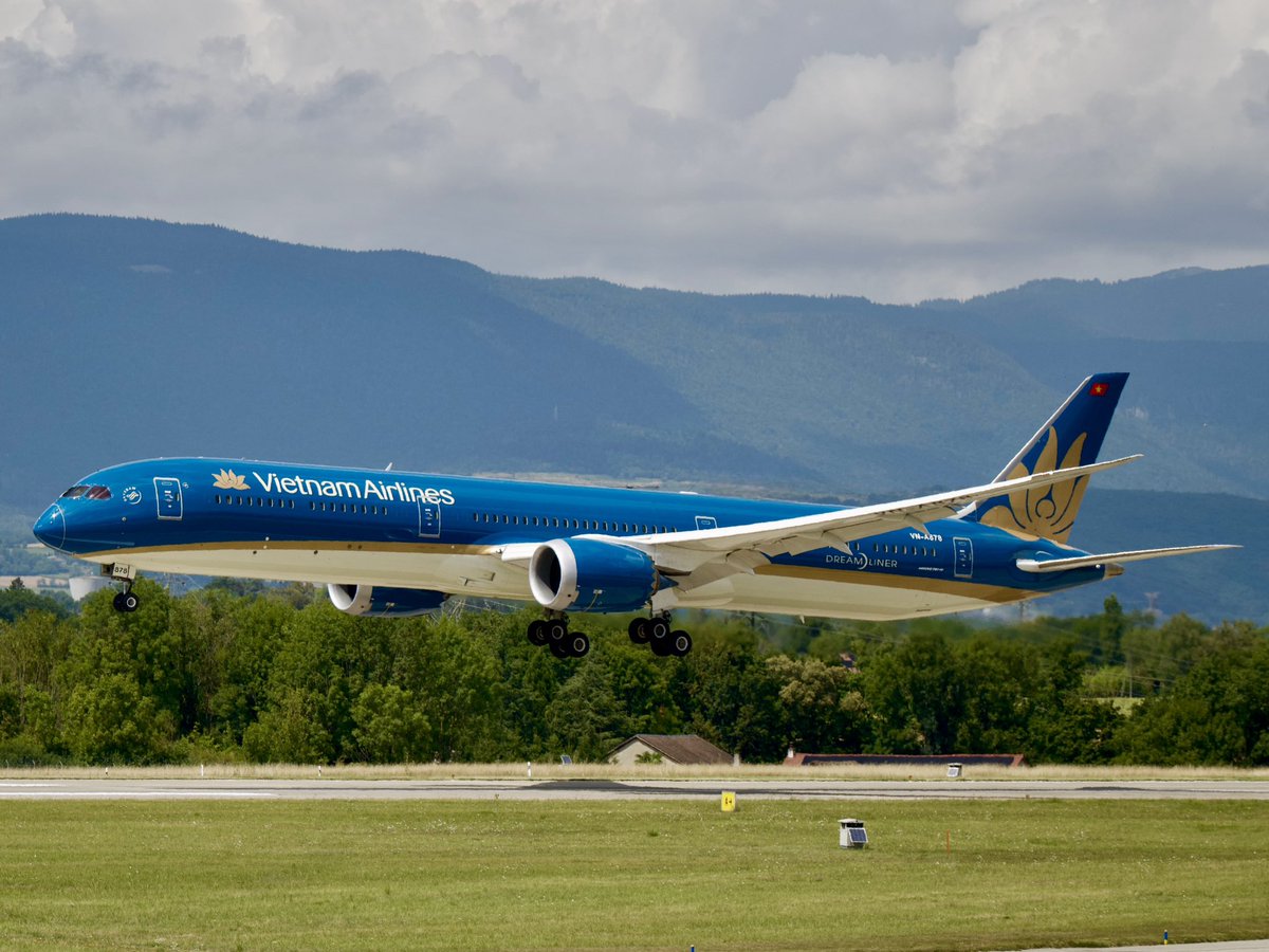 vince_dago's tweet image. B787-10 Dreamliner | VN-A878 | Vietnam Airlines
GVA/LSGG🇨🇭27.07.2025