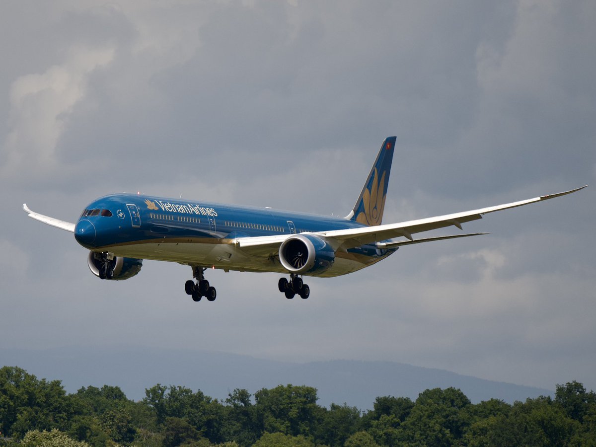 vince_dago's tweet image. B787-10 Dreamliner | VN-A878 | Vietnam Airlines
GVA/LSGG🇨🇭27.07.2025