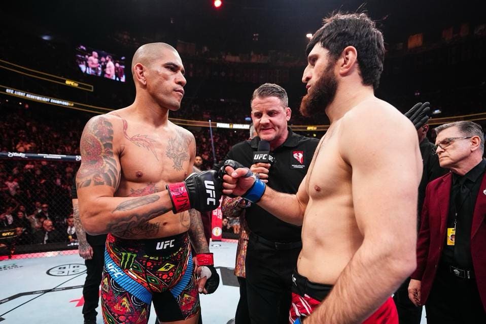 lefthook25's tweet image. Realistically, how does rematch go?