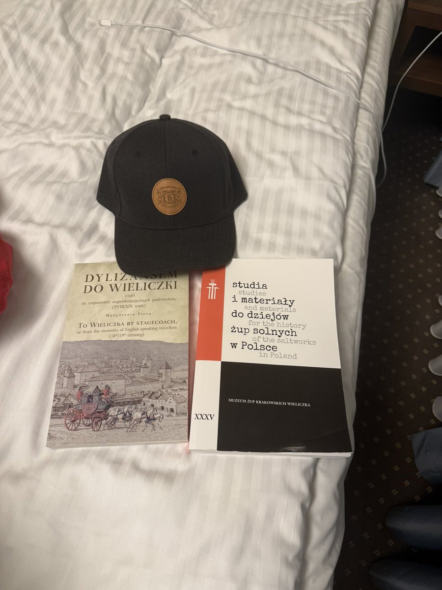 tevordoley22's tweet image. Today and and an outtake from yesterday
A photo I had no idea I took