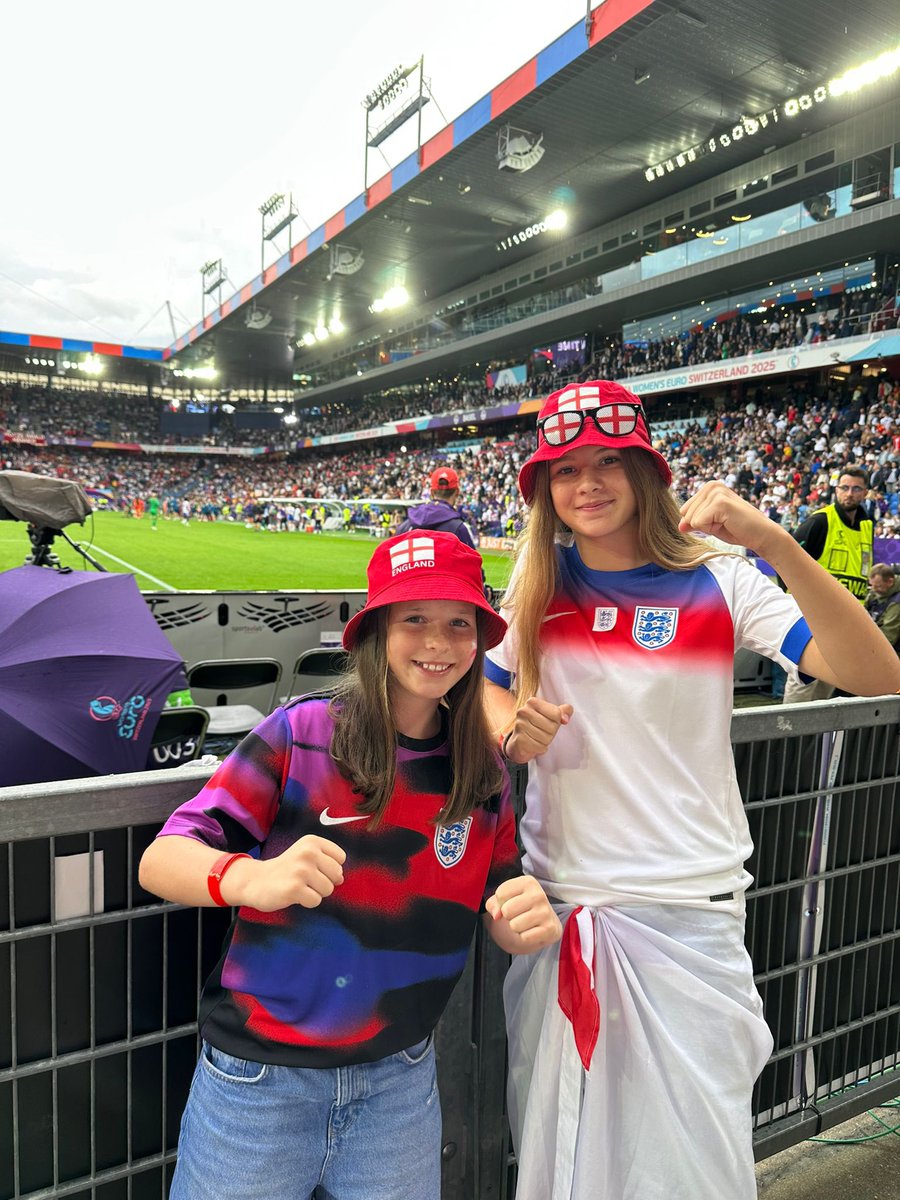 STFCfoundation's tweet image. It’s amazing to see 3 of our talented ETC players who have travelled out to Switzerland 🇨🇭to cheer on the @Lionesses 🏴🏆⚽️.
What a lifetime memory being there to see England become back to back European Champions!! 🎉
The @Lionesses continue to be fantastic role models to all…