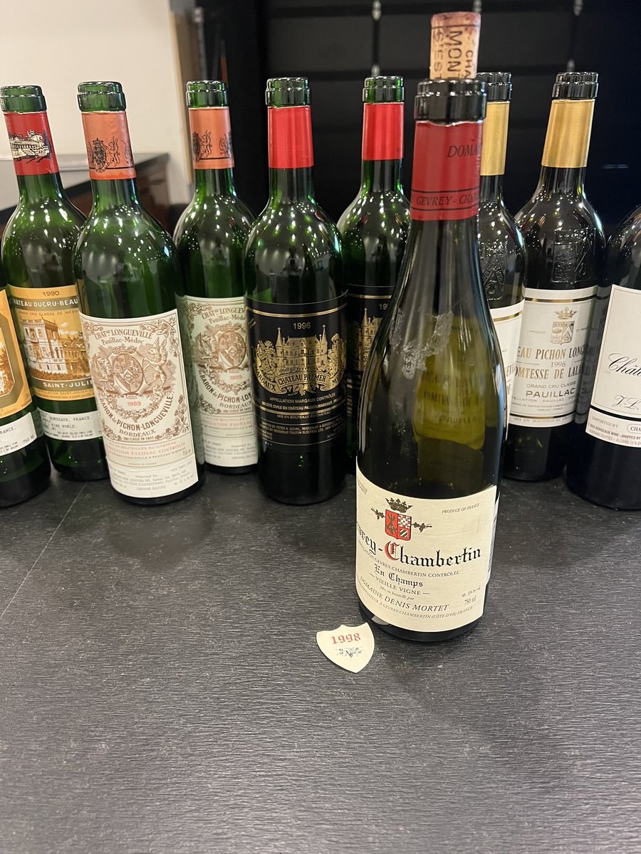 So_mmel_ier's tweet image. Great Bordeaux comparison. 96 Palmer &amp;amp; Pichon Lalande seemed to be everyone’s favorites. 89 Pichon Baron is in a great spot. Opens up in the glass. Montrose would benefit from a few more years in the cellar. Drink Ducru 90 now. 

A little extra credit never hurt anyone 🍷
