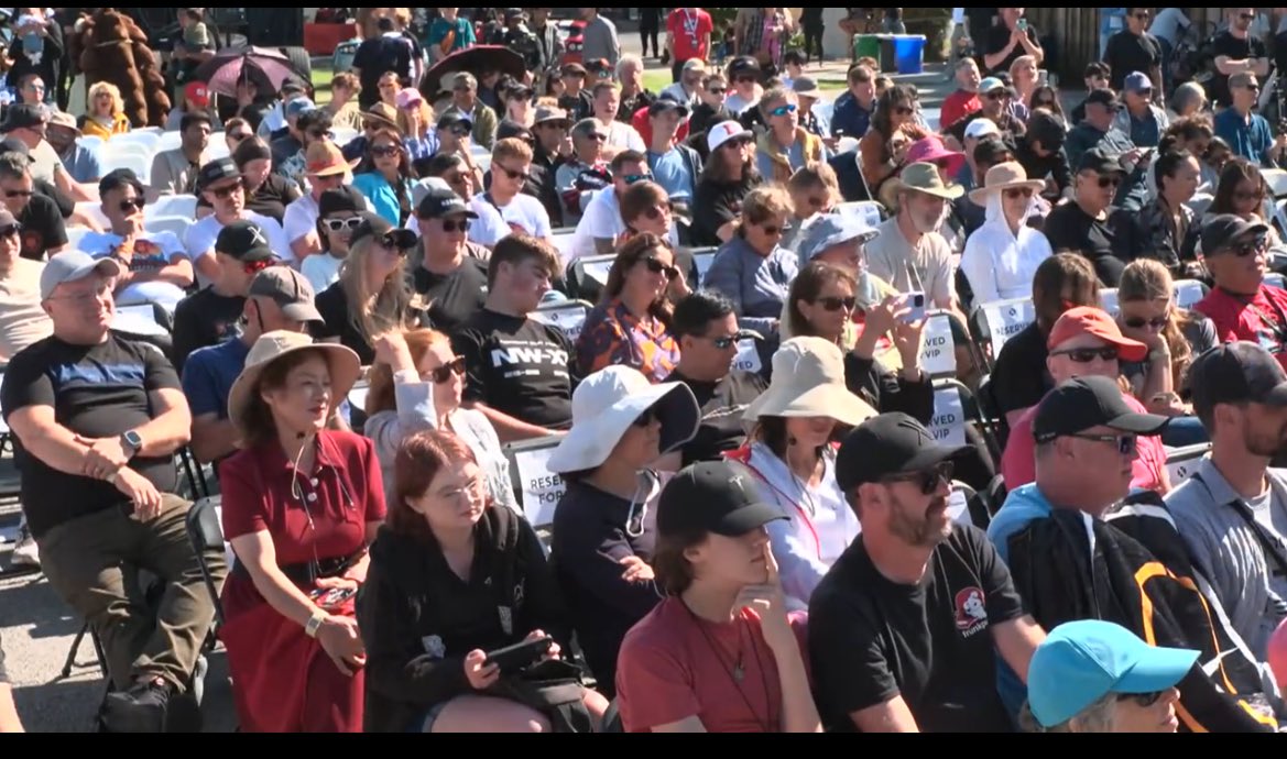 Captn_Hype's tweet image. The pictures of the audience on the X-Takeover is like a who is who of the Tesla community… w/o searching in detail I see the @TeslaClubAT bros, @blueskykites, @N628TS with his preciously signed shirt,