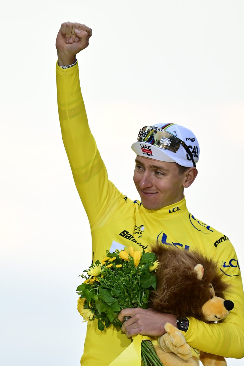 Tour de France™ (@letour) on Twitter photo 💛 RT & follow for the chance to win a 🇸🇮<a href="/TamauPogi/">Tadej Pogačar</a> signed Yellow Jersey with <a href="/SANTINI_SMS/">Santini Cycling</a>
💛 RT & follow pour tenter de gagner un Maillot Jaune dédicacé par 🇸🇮<a href="/TamauPogi/">Tadej Pogačar</a> avec <a href="/SANTINI_SMS/">Santini Cycling</a>
#TDF2025 | <a href="/MaillotjauneLCL/">Maillot Jaune LCL</a> 💛 RT & follow for the chance to win a 🇸🇮<a href="/TamauPogi/">Tadej Pogačar</a> signed Yellow Jersey with <a href="/SANTINI_SMS/">Santini Cycling</a>
💛 RT & follow pour tenter de gagner un Maillot Jaune dédicacé par 🇸🇮<a href="/TamauPogi/">Tadej Pogačar</a> avec <a href="/SANTINI_SMS/">Santini Cycling</a>
#TDF2025 | <a href="/MaillotjauneLCL/">Maillot Jaune LCL</a>