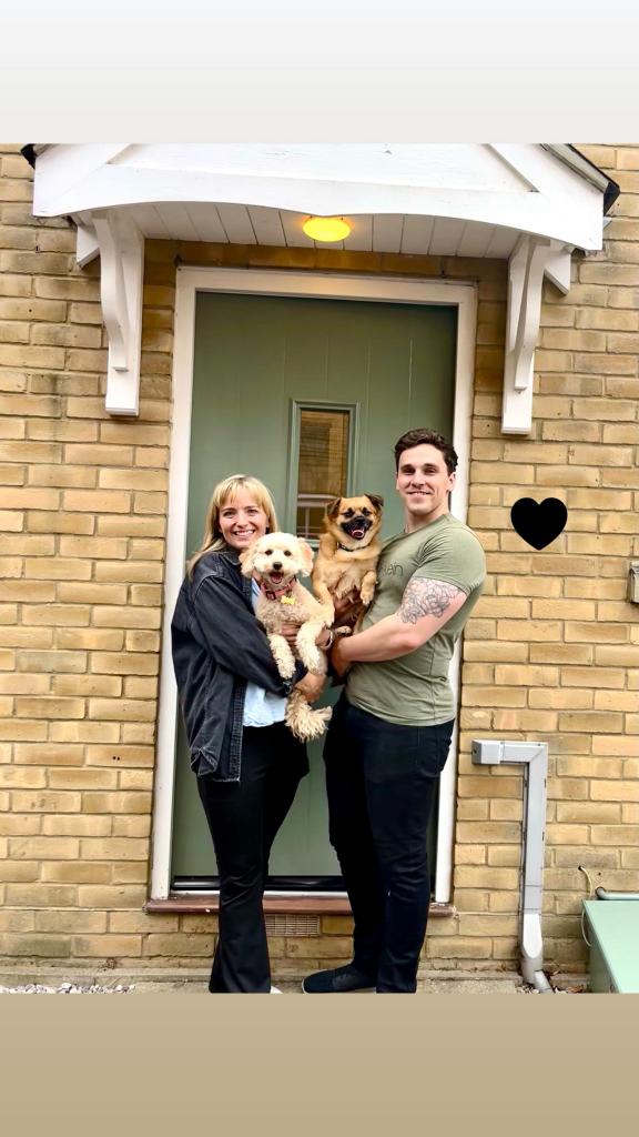 Sorry for the radio silence people!
To sum up....

Lost some more RCQ top 8s..
Took a break from training to let the body recover..
Went on a week long course away with work..

Oh.. and I bought a house with my better half and the fur babies 🏡🥰