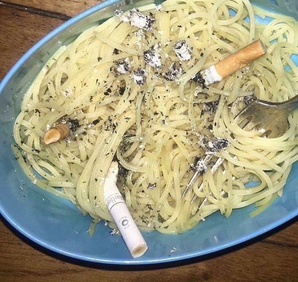 DONGPLUM's tweet image. D-0 guys 😭 (pictured on the right is my lunch for today and every day until donghyuk's return) 🚬