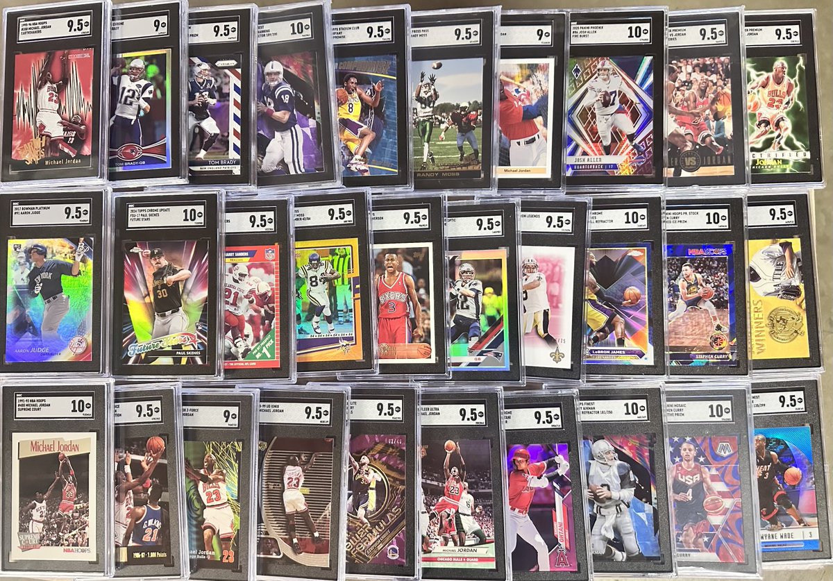 DollarCards's tweet image. Thousands of slabs $25 or 6/$100 just take a look at the sampling!! HOF Goats and all the current stars!! Only @nsccshow Singles Club!