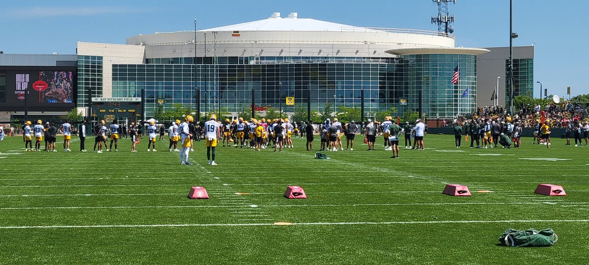 PackerfanMKEGRB's tweet image. Some pics from today&apos;s practice #TrainingCamp2025 #GoPackGo