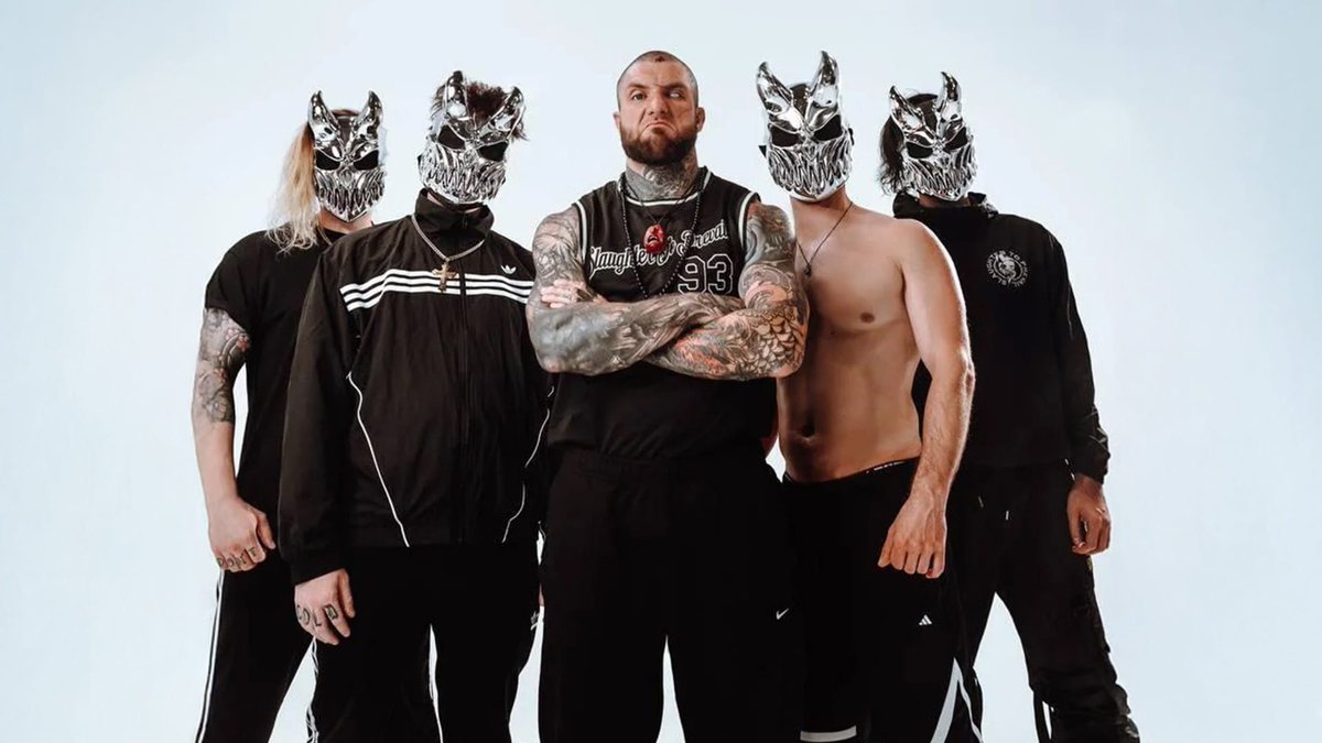INSANEBLOG1's tweet image. SLAUGHTER TO PREVAIL Ignite Long Beach at Vans Warped Tour 2025, Watch Full Set
insaneblog.net/2025/07/slaugh… #deathcore #slaugtertoprevail #vanswarpedtour #vanswarped