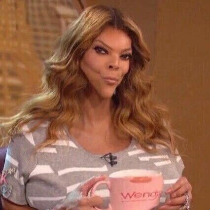 BAB00SHKA_1's tweet image. Honestly Helena leaving would be a better outcome for her instead of being forced into a friendship couple with Blu
#LoveIsland