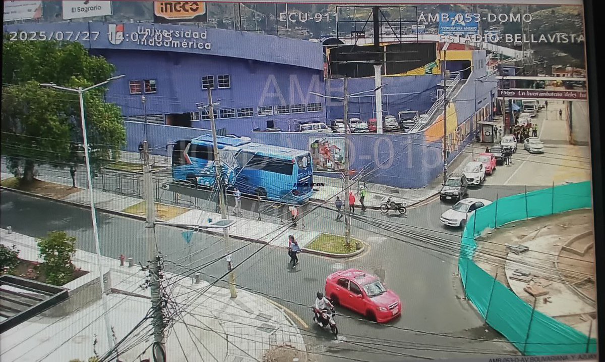 Coordinación Zonal 3 ECU 911 Ambato (@ecu911ambato) on Twitter photo 🎦 Las cámaras de #VideovigilanciaECU911 brindan soporte visual en el estadio 🏟️ Bellavista en donde se desarrolla el encuentro deportivo ⚽ entre <a href="/Macara_Oficial/">Club Dep. Macará</a> 🆚 <a href="/UCatolicaEC/">U. Católica Ecuador</a>.
📲 Ante una alerta marca a la #LíneaÚnicaParaEmergencias 9-1-1.
#ECU911BrindaSeguridadIntegral 🎦 Las cámaras de #VideovigilanciaECU911 brindan soporte visual en el estadio 🏟️ Bellavista en donde se desarrolla el encuentro deportivo ⚽ entre <a href="/Macara_Oficial/">Club Dep. Macará</a> 🆚 <a href="/UCatolicaEC/">U. Católica Ecuador</a>.
📲 Ante una alerta marca a la #LíneaÚnicaParaEmergencias 9-1-1.
#ECU911BrindaSeguridadIntegral