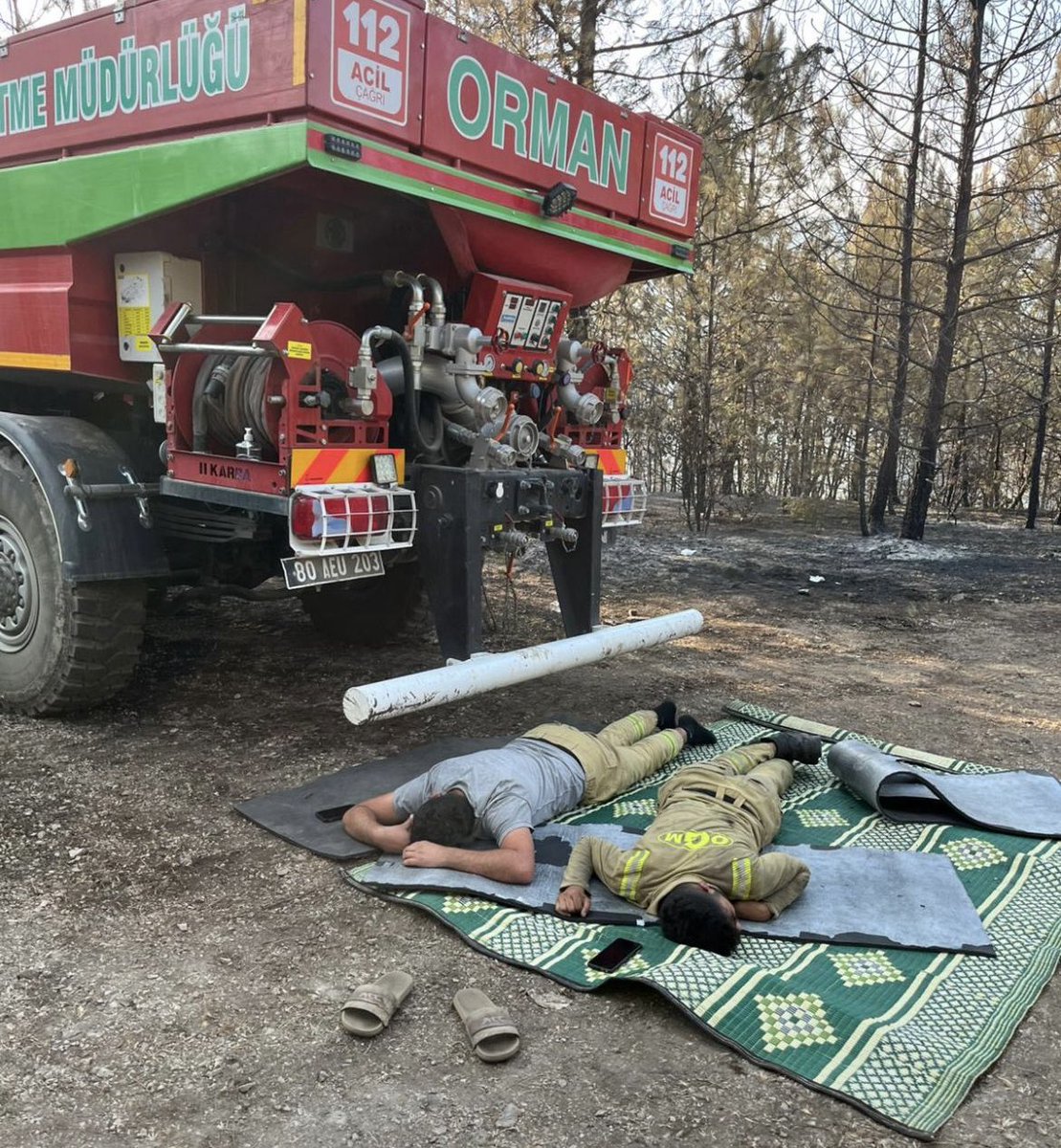 karabukuniii's tweet photo. Yeşil vatan Karabük’ümüz için fedakarca görev yapan kahramanlarımıza minnettarız. https://t.co/koaSf07lW0