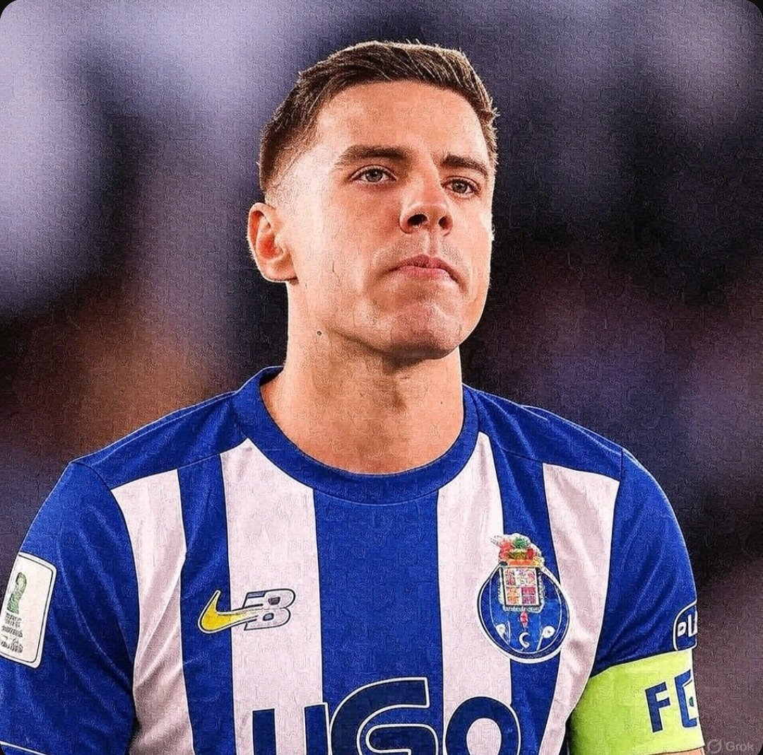 Transfery_'s tweet image. 🚨 🇵🇱 Jan Bednarek jutro przejdzie testy medyczne, po których podpisze 4-letni kontrakt z FC Porto!
ℹ️ Meczyki