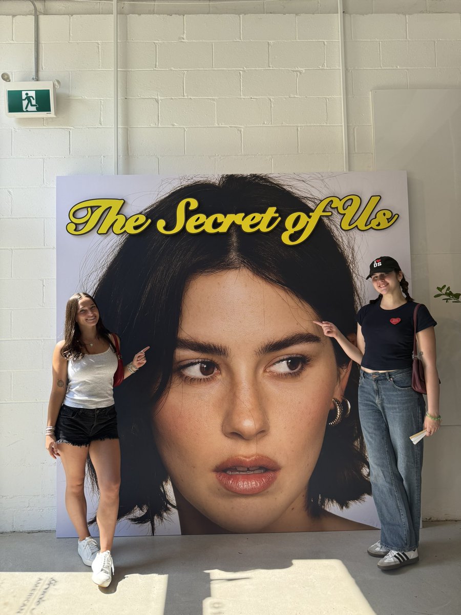 tehemargtehe's tweet image. I love gracie abrams I love twitter I love oomfs