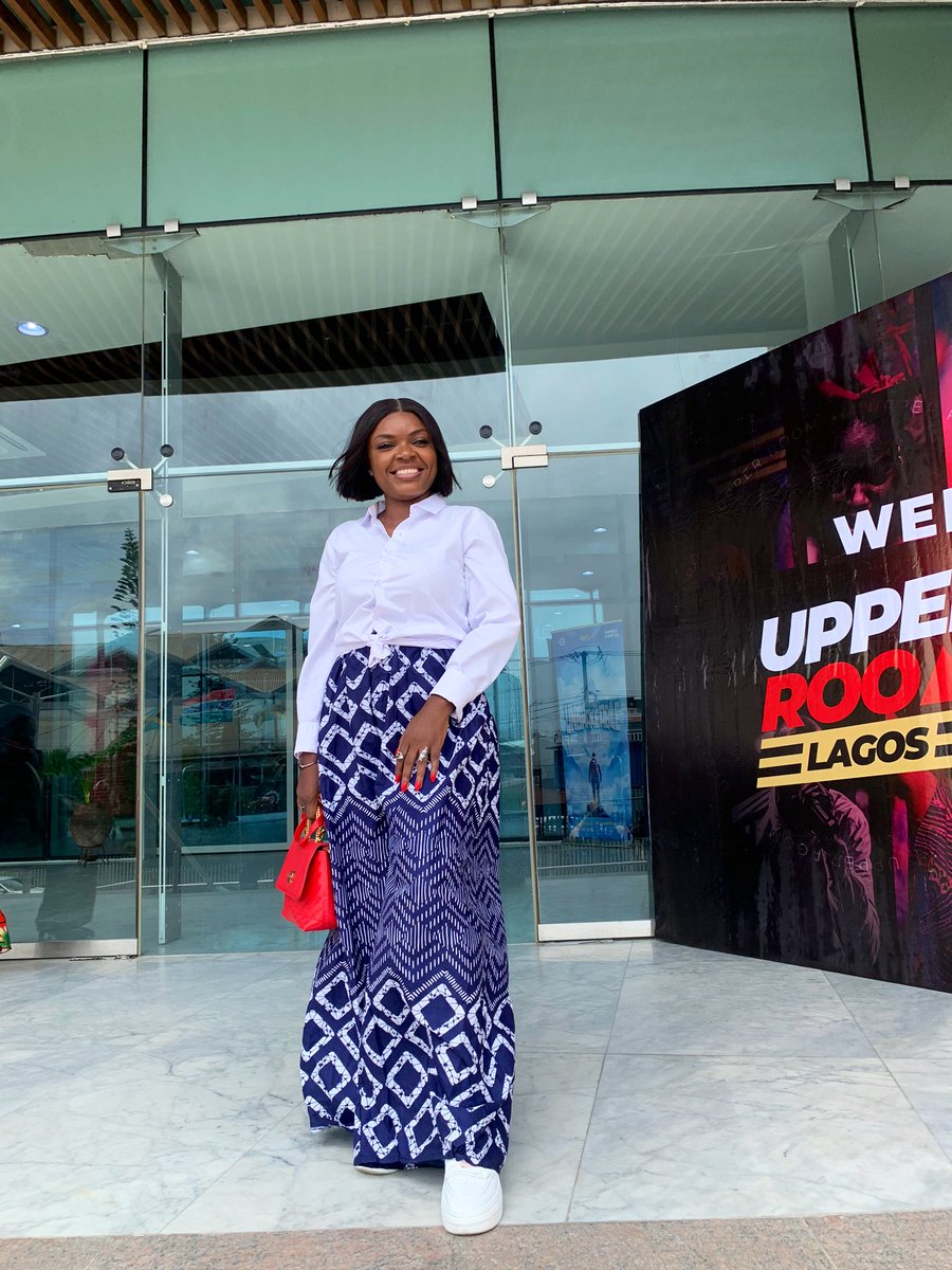 Florrydimples's tweet image. It’s always a beautiful experience and an honour to serve at upperroom.
God Bless you minister @DunsinOyekan
#Geni