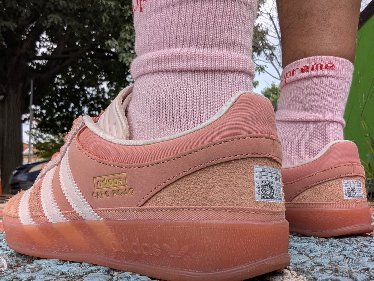 Sn3ak3r_Fr3ak3r's tweet image. Alexa .. cue @sanbenito #DTMF on repeat .. #WDYWT Bad Bunny x ‘Cabo Rojo’ @adidas Gazelles #UnDs #YourSneakersAreDope #BadBunny #Benito #PFknR #ElConejoMalo