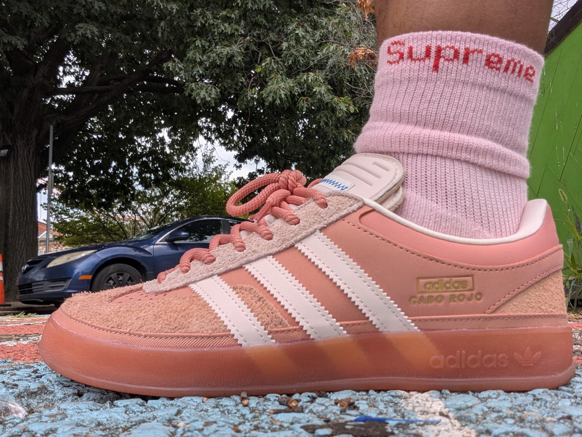 Sn3ak3r_Fr3ak3r's tweet image. Alexa .. cue @sanbenito #DTMF on repeat .. #WDYWT Bad Bunny x ‘Cabo Rojo’ @adidas Gazelles #UnDs #YourSneakersAreDope #BadBunny #Benito #PFknR #ElConejoMalo