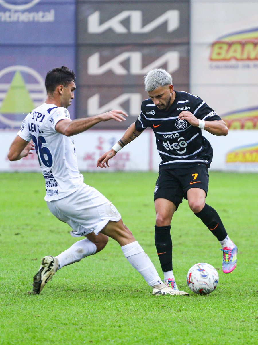 CopaDePrimera's tweet image. Sin ganador en la Fortaleza
Sportivo Ameliano y Olimpia igualaron 1-1 por la cuarta jornada del Clausura.
🔗 goo.su/zzS2e
#ClausuraAPF2025 🇵🇾
#CopaDePrimera 🏆