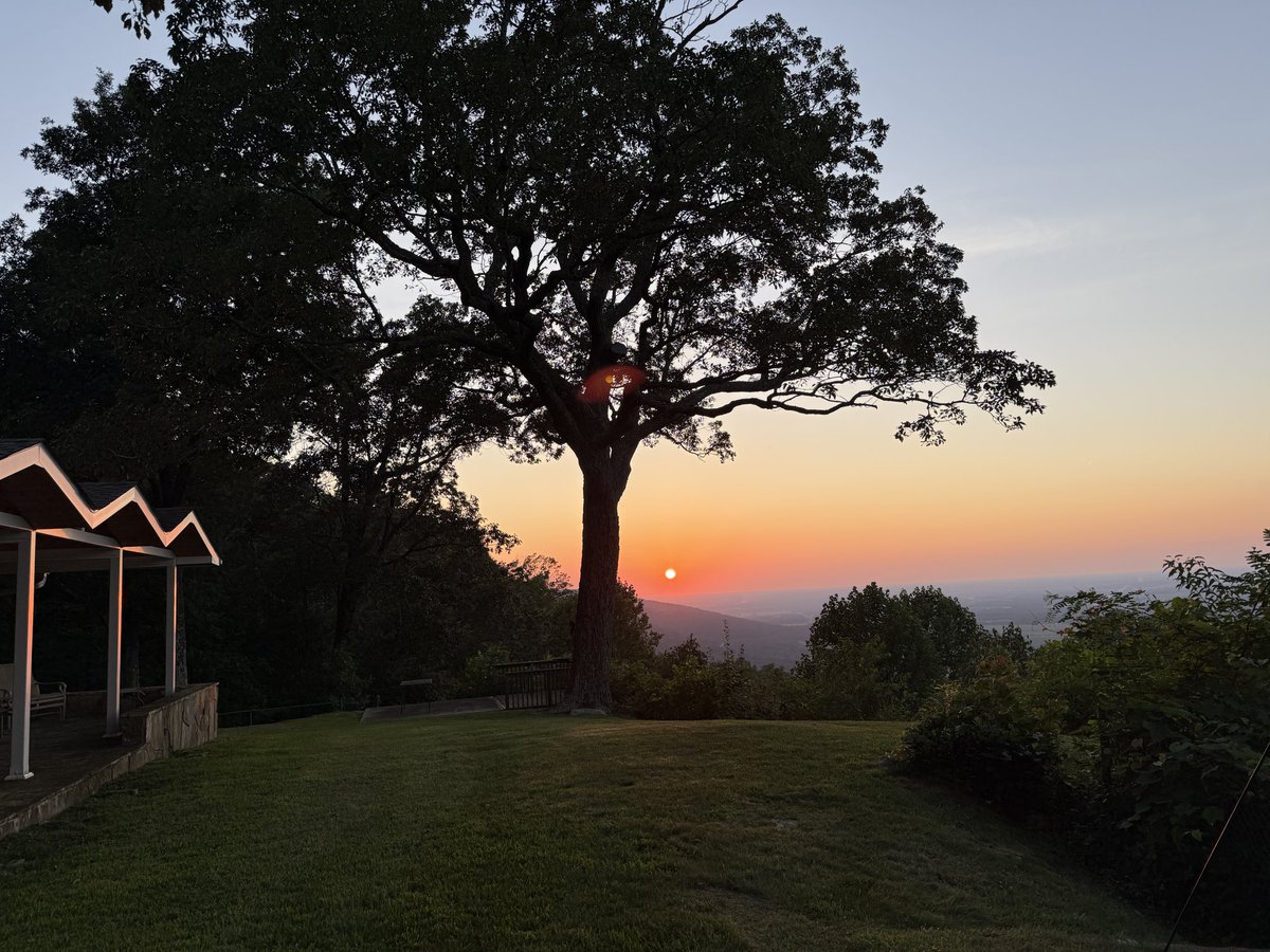 nanjpowell's tweet image. Tennessee weekend.