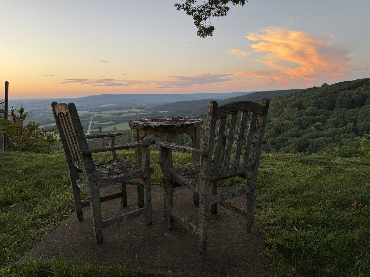 nanjpowell's tweet image. Tennessee weekend.