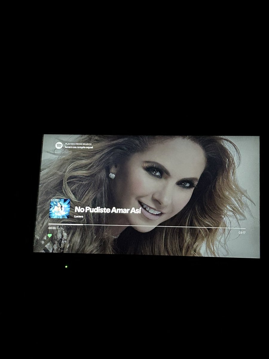 luudeboni12's tweet image. Domingo de @LuceroMexico
