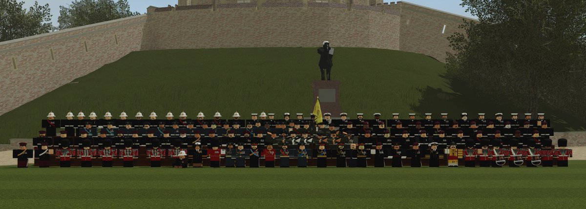 PARAsRoblox's tweet image. Today the Parachute Regiment attended the farewell parade for our Colonel of the regiment HRH FrederickWellesley. The Parachute Regiment rallied the most on parade.

Paras are always staying strong on and off the battlefield.

Join today at: discord.gg/mbBjYAwk