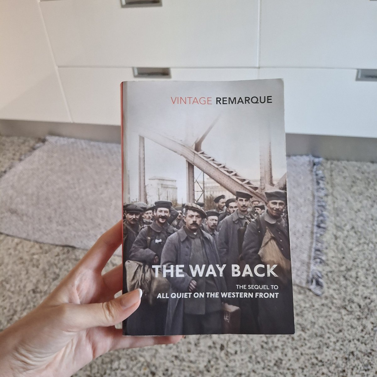 SwansUponLedas's tweet image. — The Way Back by Erich Maria Remarque. Trans. Brian Murdoch.