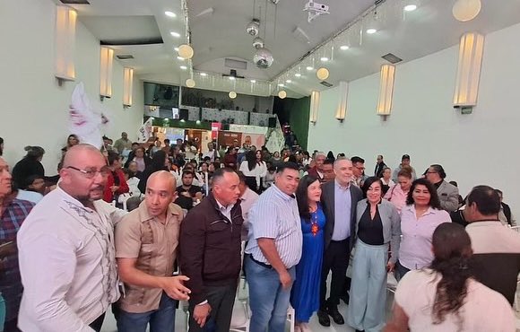 aramirezcuellar's tweet image. En Naucalpan, Edomex, junto a la diputada @XochitlZagalMX. Primer Informe de labores legislativas. Rindiendo cuentas y fortaleciendo las transformaciones: más vivienda, mayor inversión en infraestructura, combate a los criminales y fortalecimiento de la sustentabilidad hídrica.