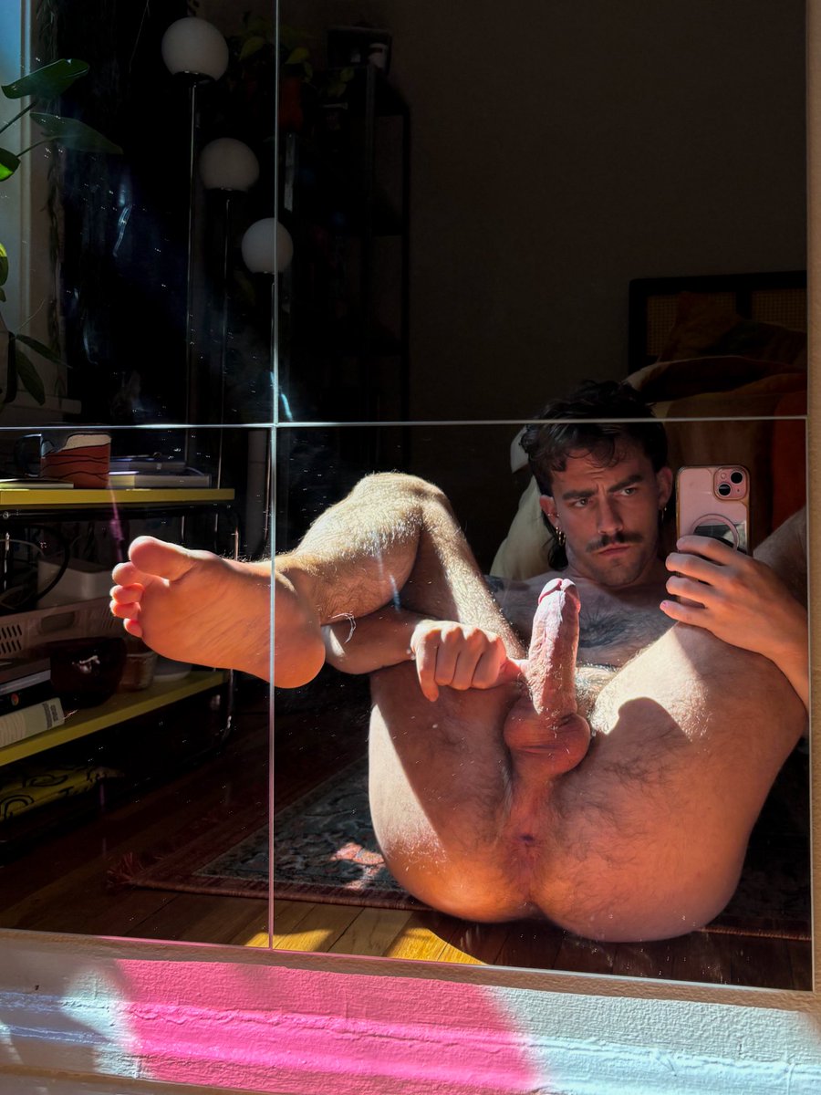 afternoon sun + a load in need of busting😈🥰