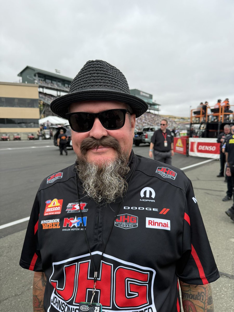 TSRnitro's tweet image. Stache game = 10/10
#TSRnitro | #NHRA | #Dodge | @jhgdriven