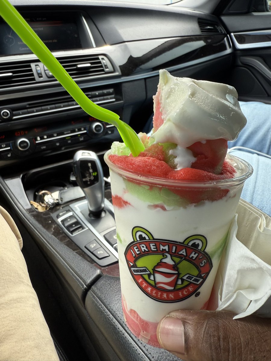 Blastoff_Ent's tweet image. Man these Italian Ices got addiction attached, Jeremiah’s been poppin up all over the city; my 8th one within a week!!