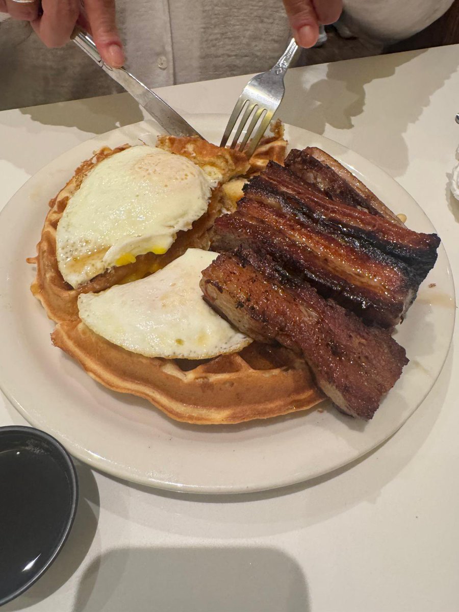 Love late #breakfast #pancakes #waffles