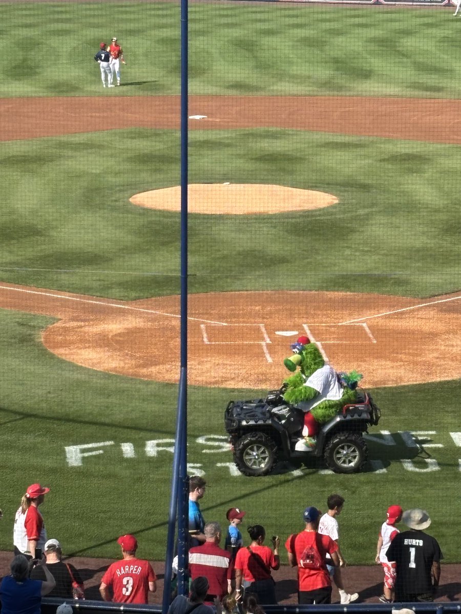 JacobWilkins's tweet image. The Philly Fanatic has found its way to Reading for the @rumbleponiesbb series finale against the @ReadingFightins!
Jack Wenninger on the hill as Binghamton goes for its 5th straight win.
We’re on the air with pregame now on @newsradio1290!