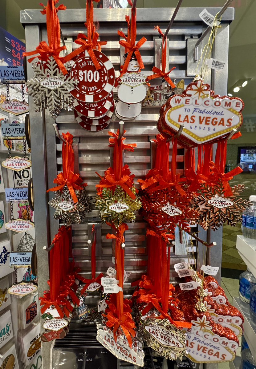 KerryBilicki's tweet image. Christmas in July. ✨❄️✨

@VitalVegas @LasVegasLocally