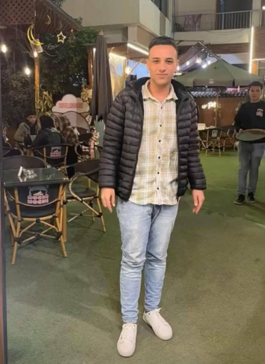 Naooa30's tweet image. 🚨🚨🚨عااجل::
بعد أيام من حادثة #قسم_المعصرة ...
اشتبـاكات بين أهالي #بلقاس والشرطة عقب وفاة طالب داخل قسم شرطة تحت التعــ. ذيــب
خالد سعيد تاني !
#الدورى_الممتاز
#مصر_الجديده
#معبر_رفح
#خالد_سعيد