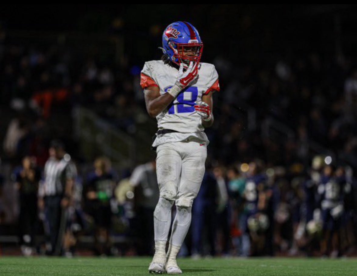 AASRHerreraSWFL's tweet image. Remember the Name @ace__wesley one of the best CB, in the State of California @Andy_Villamarzo @jesurunwealth @CoachDMinor @JohnGarcia_Jr @MaxPreps @Blakesfilmroom @Coast2Coasttc @LemmingReport @kallingplays @SWiltfong_ @Rivals @JackJacoby17 @BoobieFeaster23 @uscfb @jayshawnn6 📈