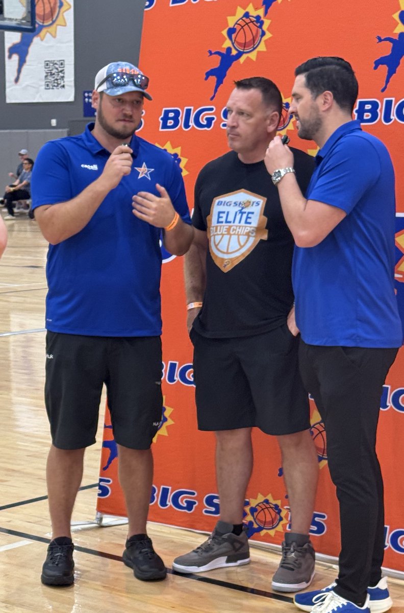 DDSportsNetwork's tweet image. The @BigShotsEliteBC steam rolled their way through @BigShotsGlobal Nationals with two impressive wins today in route to the Championship. Coach @bobhovanec &amp;amp; Williamson does a great job with this group, when you see their chemistry off the floor it’s no surprise they play like…