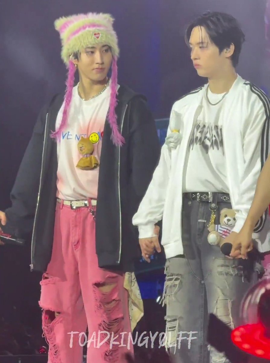 misoduckie's tweet image. save me minsung hand hold
