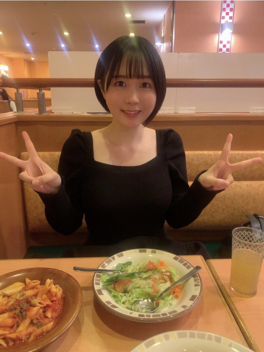 SaiYuuWa_google's tweet image. #菜っ葉の日
日付は「な（7）っ（2）ぱ（8）」（菜っ葉）と読む語呂合わせから。
葉物の野菜を食べて夏バテを防ごうという日。

夜道さんも菜っ葉 沢山食べて下さい。🥗

夜道雪　声優 歌手 ライダー
　1日1雪#
　#六道の女たち 姫野莇美CV
　アニメ #スーパーカブ
　#村人A溺愛
🏍️🛵🎙️🎶👔🦋🩷