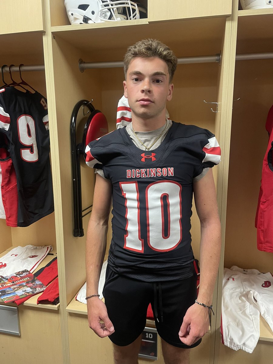 dougvfresh's tweet photo. @JaseVolovar on his Offical visit @DCRedDevilFB Thanks @Coach_PGraham for the opportunity. https://t.co/znM0cPaYFZ