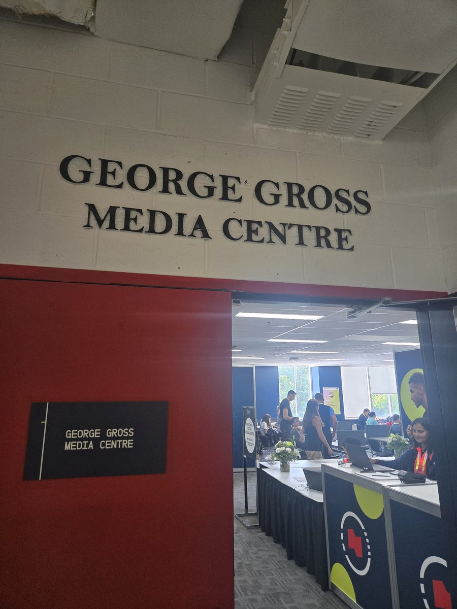 TheRog590's tweet image. Look forward to being on location at @NBOtoronto doing shows @FAN590 Monday, Friday, Saturday and Sunday this week. Terrific event, 26th time I've covered it. Was there today, atmosphere always great at a major sports event. #NBO25