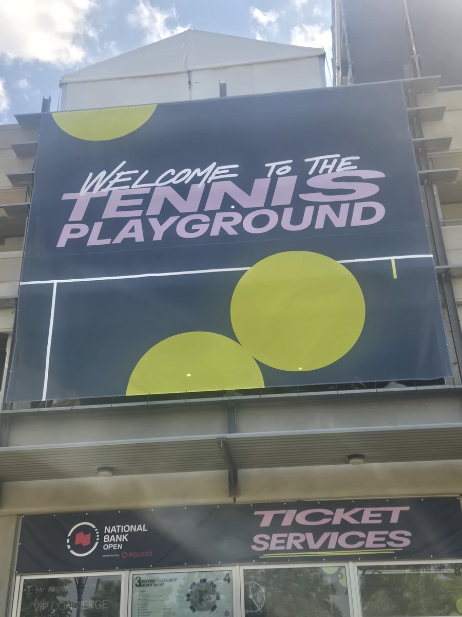 TheRog590's tweet image. Look forward to being on location at @NBOtoronto doing shows @FAN590 Monday, Friday, Saturday and Sunday this week. Terrific event, 26th time I've covered it. Was there today, atmosphere always great at a major sports event. #NBO25