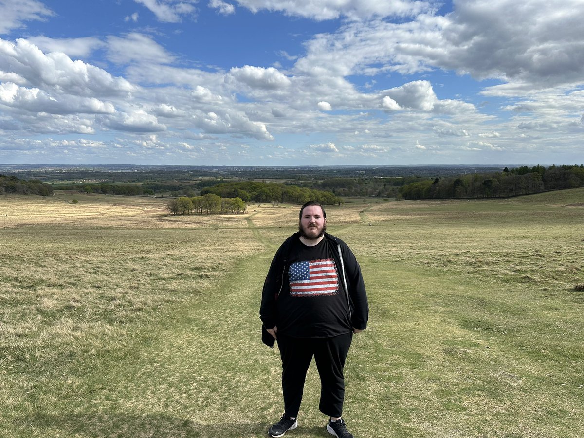 I lost both my parents at 19. I’ve been 
bullied and attacked for simply being 
myself. After 13 years on social media, 
I’ve found my voice. I’m not less than 
anyone I just see the world differently. 
Thank you for letting me be me here.