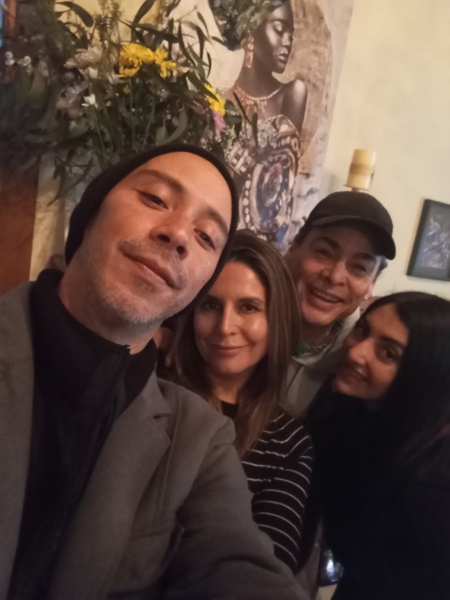 morfeox23's tweet photo. Great times with Friends 💕🐱
@natyrimmelin
@siozay https://t.co/C6byOVoDDJ
