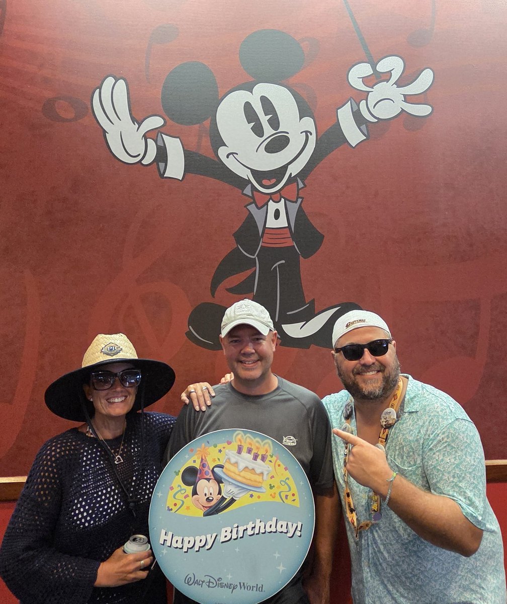 TheLeisureProf's tweet image. Happily birthday @Tom__dnd